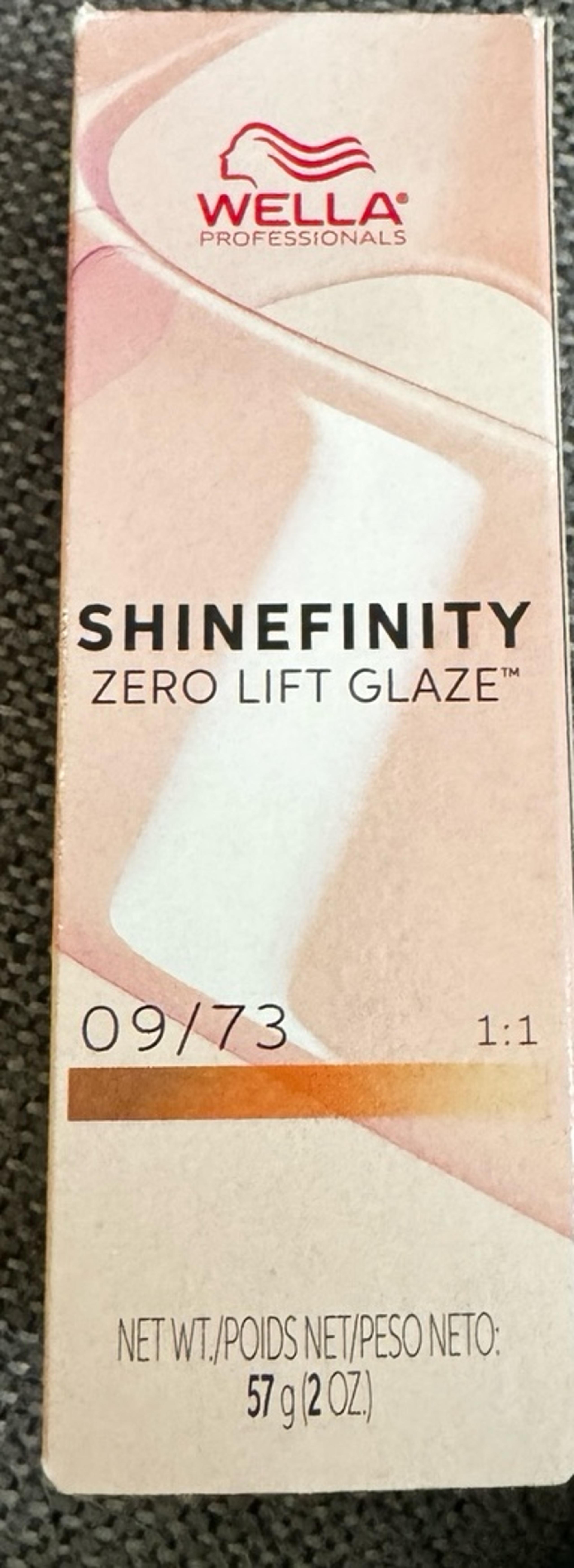 Wella Shinefinity Zero Lift Glaze- 09/73 Very Lt. Blonde Brown Gold