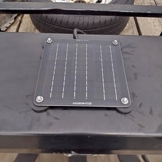 Solar Car Battery & 5W Charger Solar Panel Power 12V Batteries - NEW