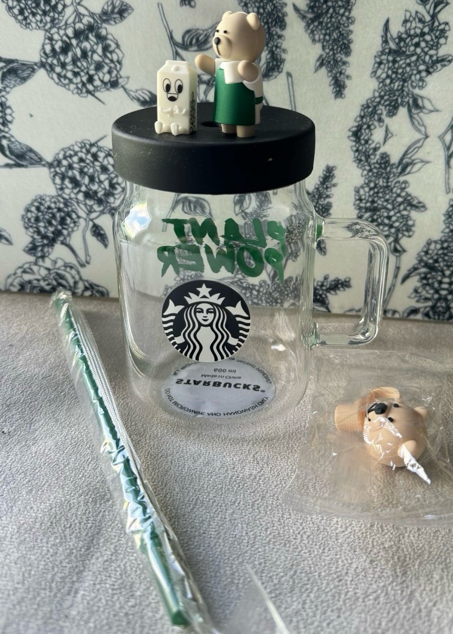 Starbucks Green Apron Straw Cup Bear 16OZ Glass Cup