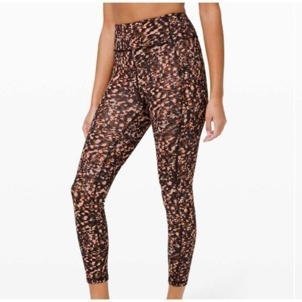 Lululemon Invigorate High-Rise Tight 25 size 2