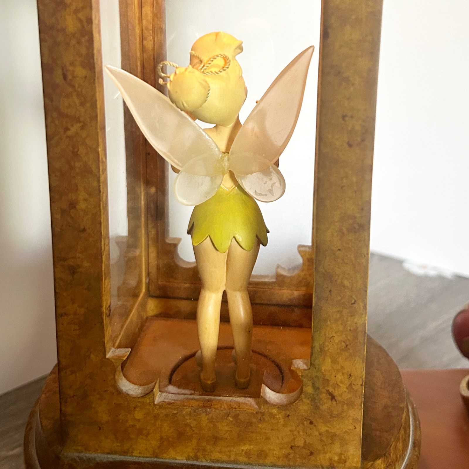 Rare Disneyland Big Tinker Bell in Hook's Light Up Lantern and Pistol Figurine
