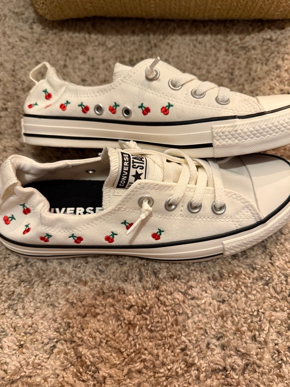 Shoreline Cherry Print Women’s Converse