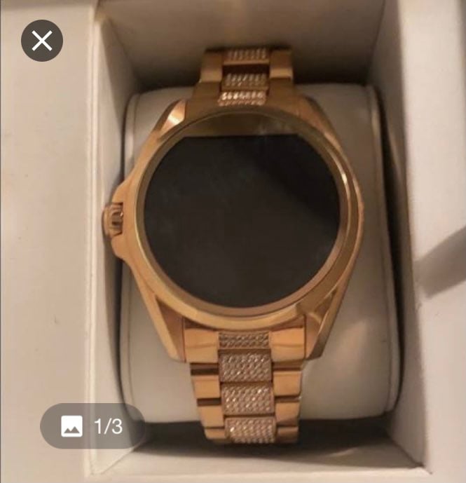 michael kors watch that connects to phone