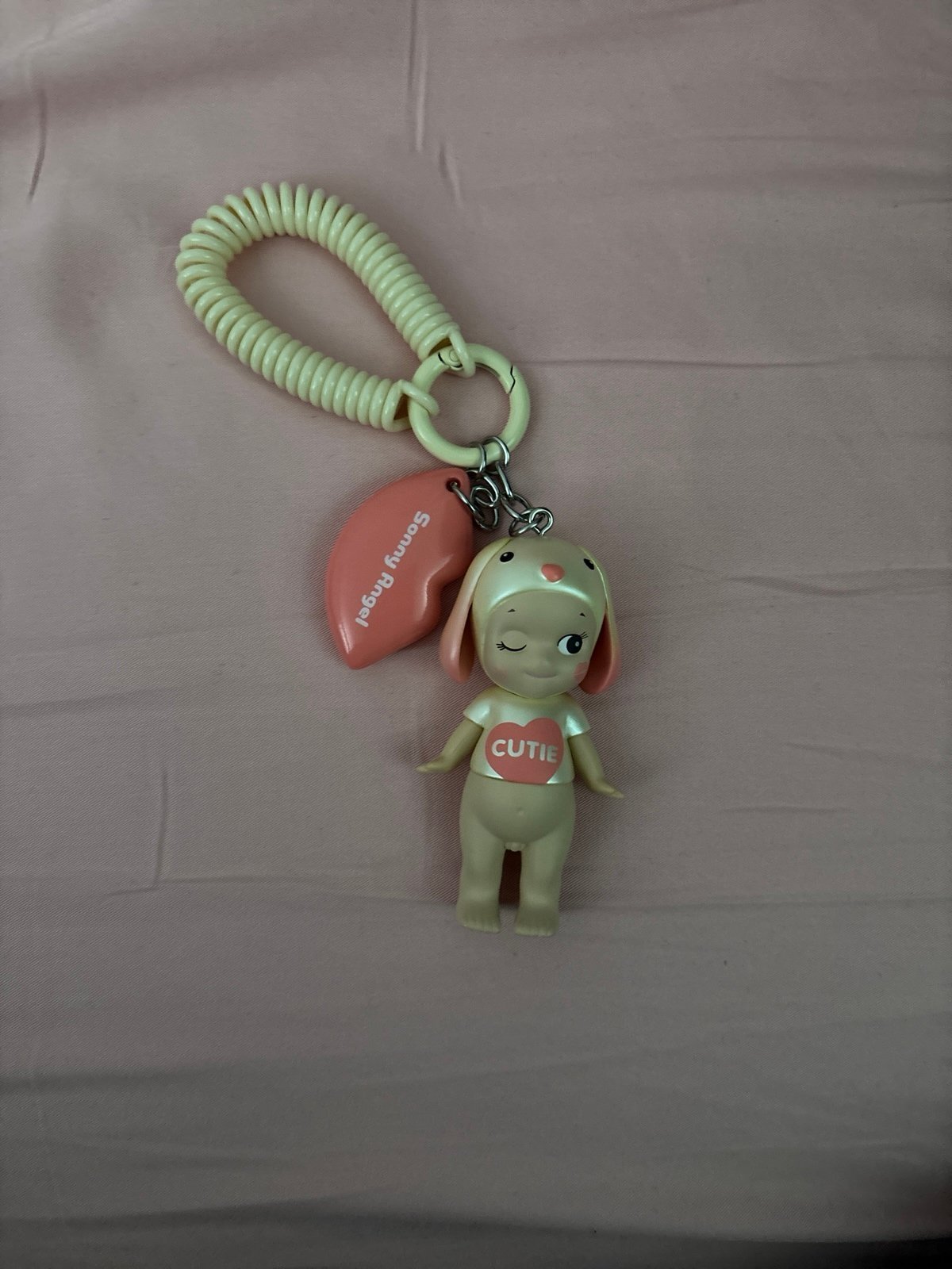 Sonny Angel Kiss Kiss Keychain - Secret Bunny
