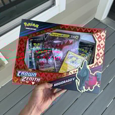 Pokémon Trading Card Games SAS12.5 Crown Zenith Regidrago V Box