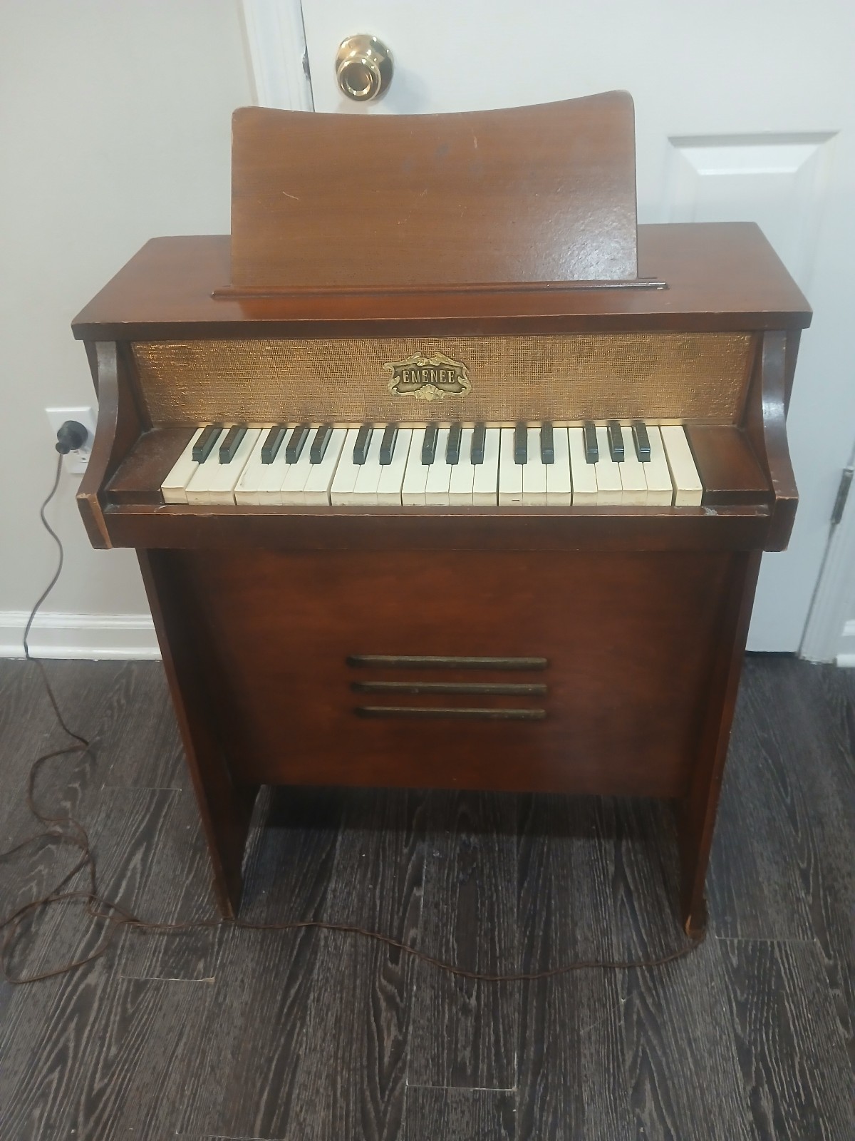 Emenee 1958 antique organ piano children's size wooden instrument electric music