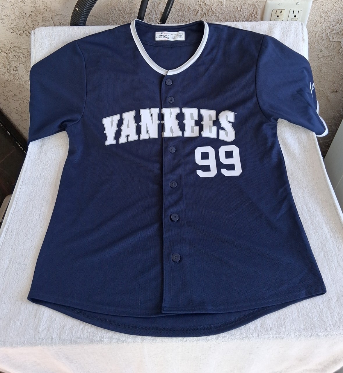 New York Yankees Aaron Judge Youth Jersey XL 16-18
