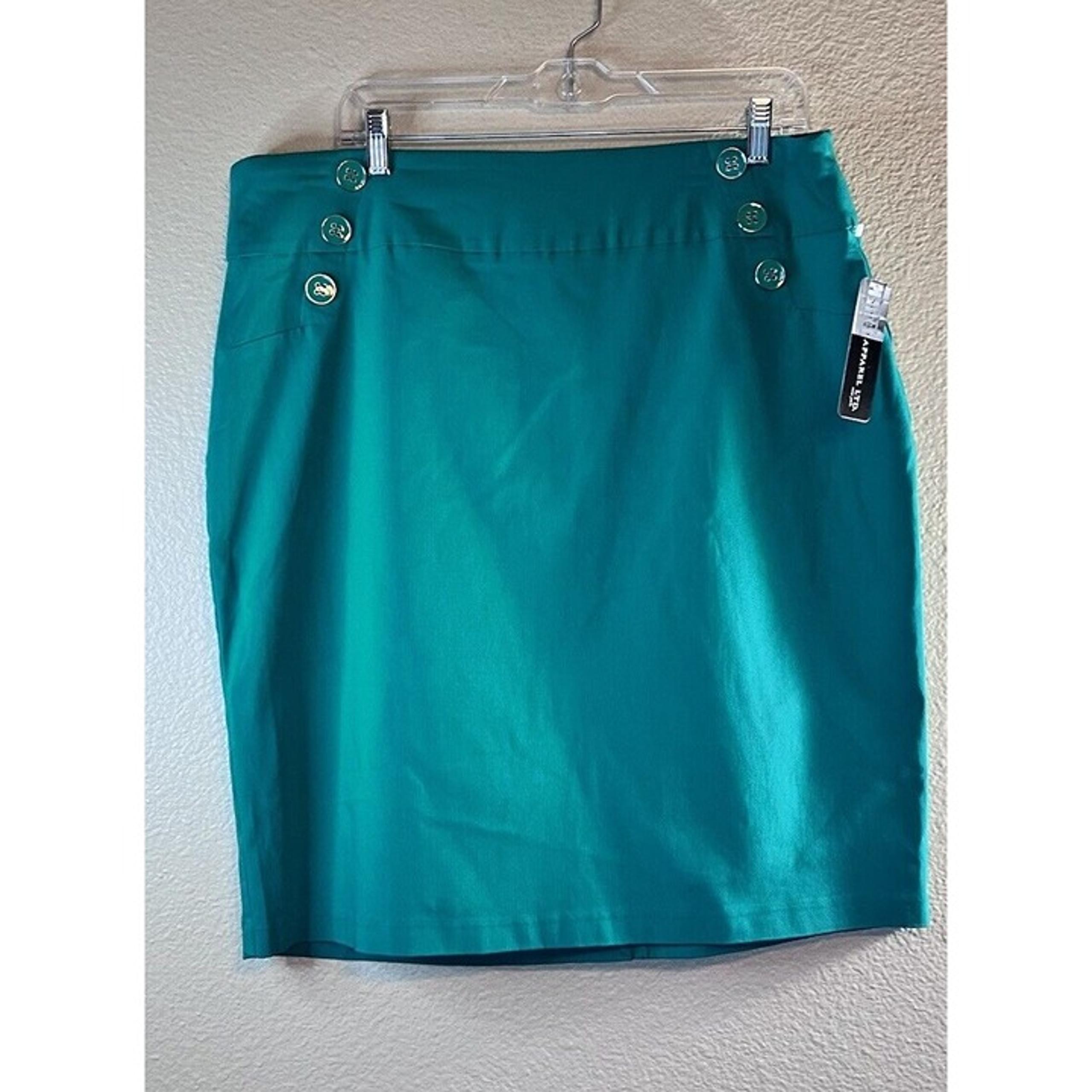 NWT Soho Apparel Size XL Pencil Kelly Green Skirt