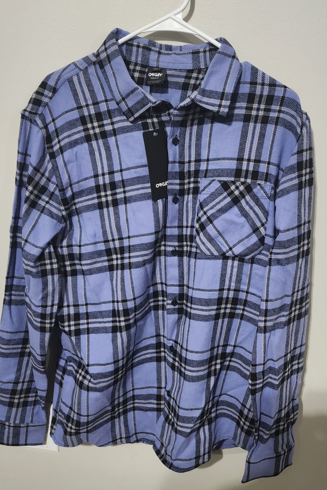 NWT! Oakley Podium Plaid LS Flannel, Medium