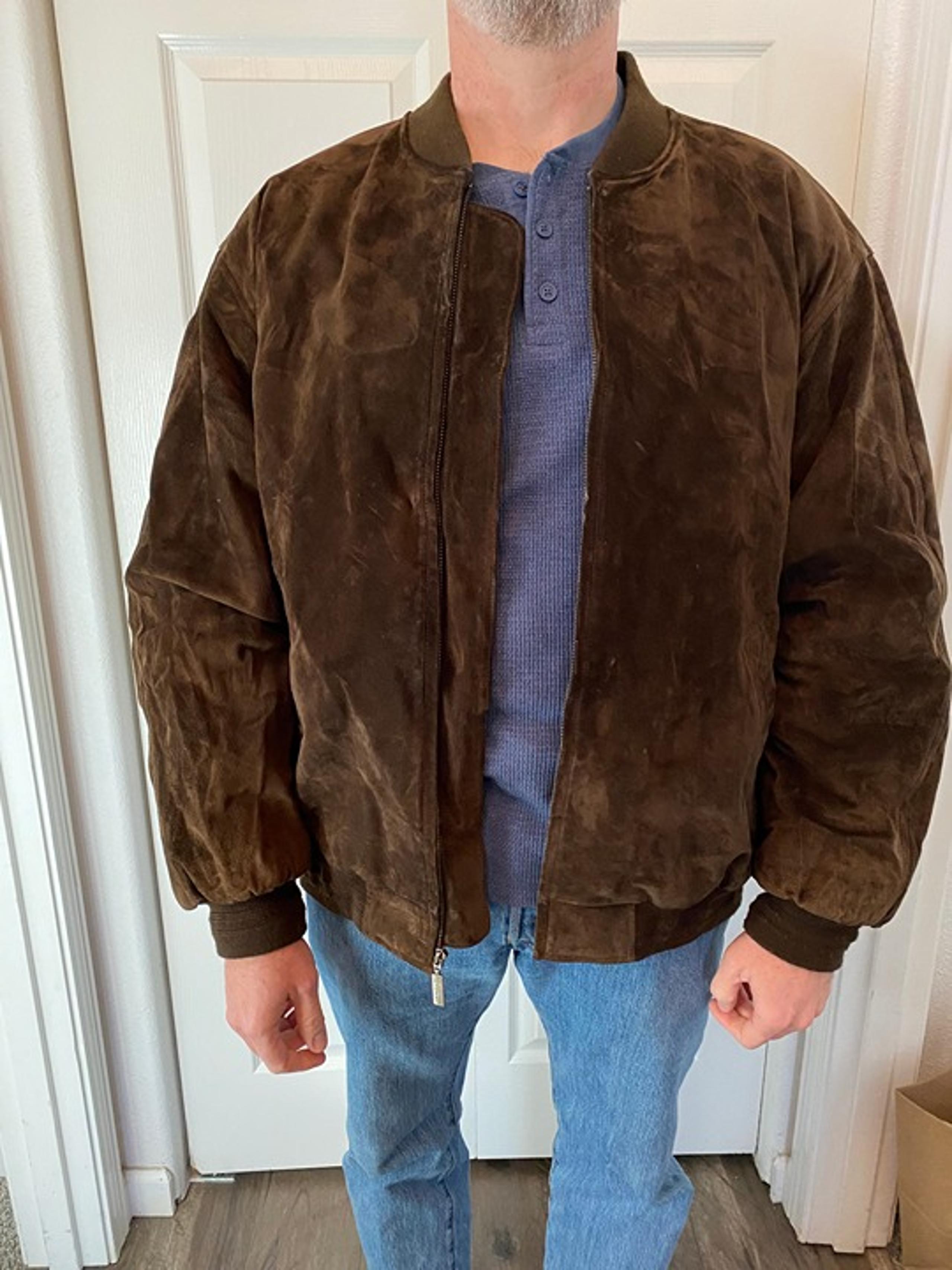 Timeless Roundtree & Yorke Suede Leather Bomber – Luxe Style on a Budget!