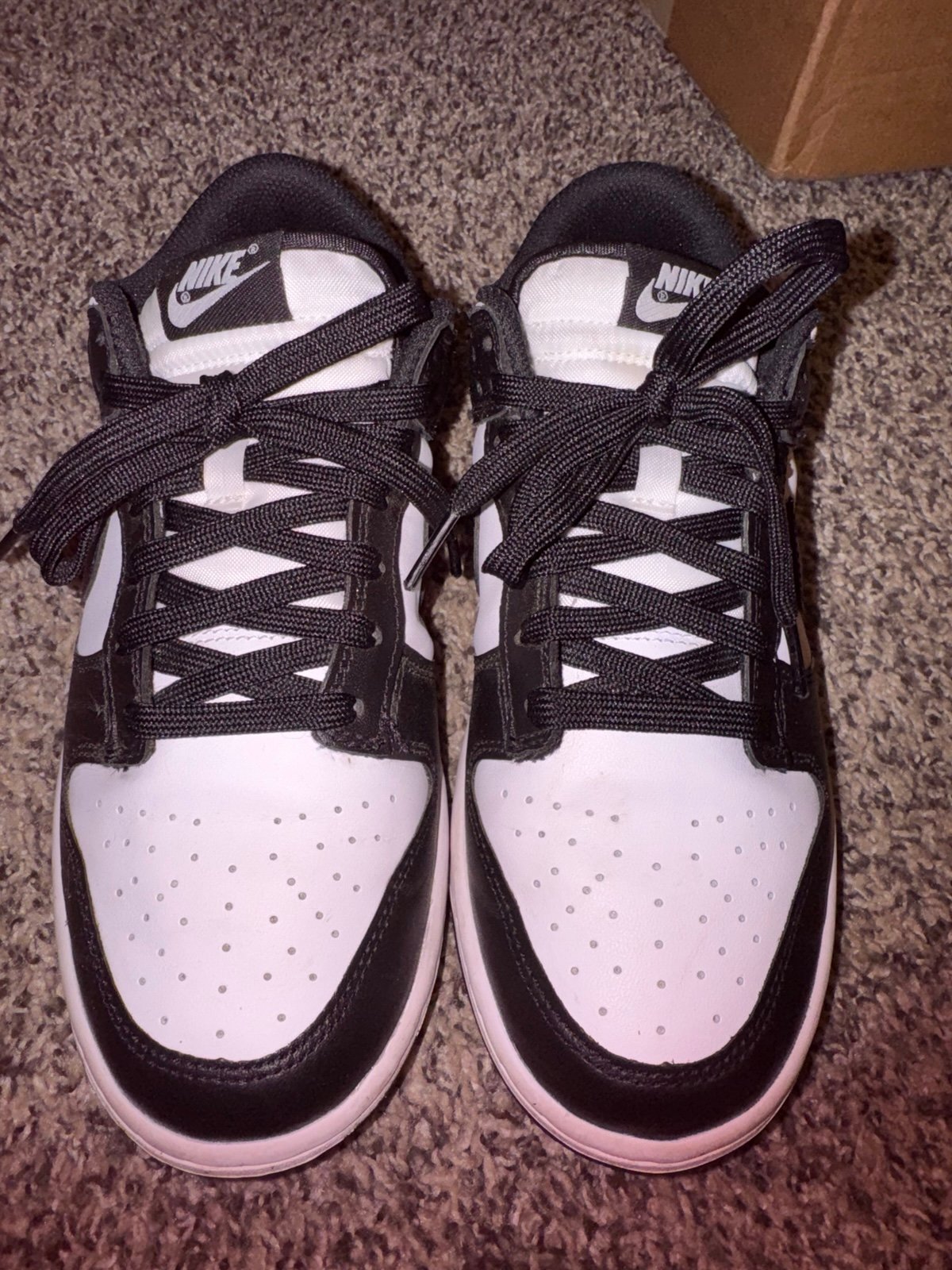 Nike dunks pandas