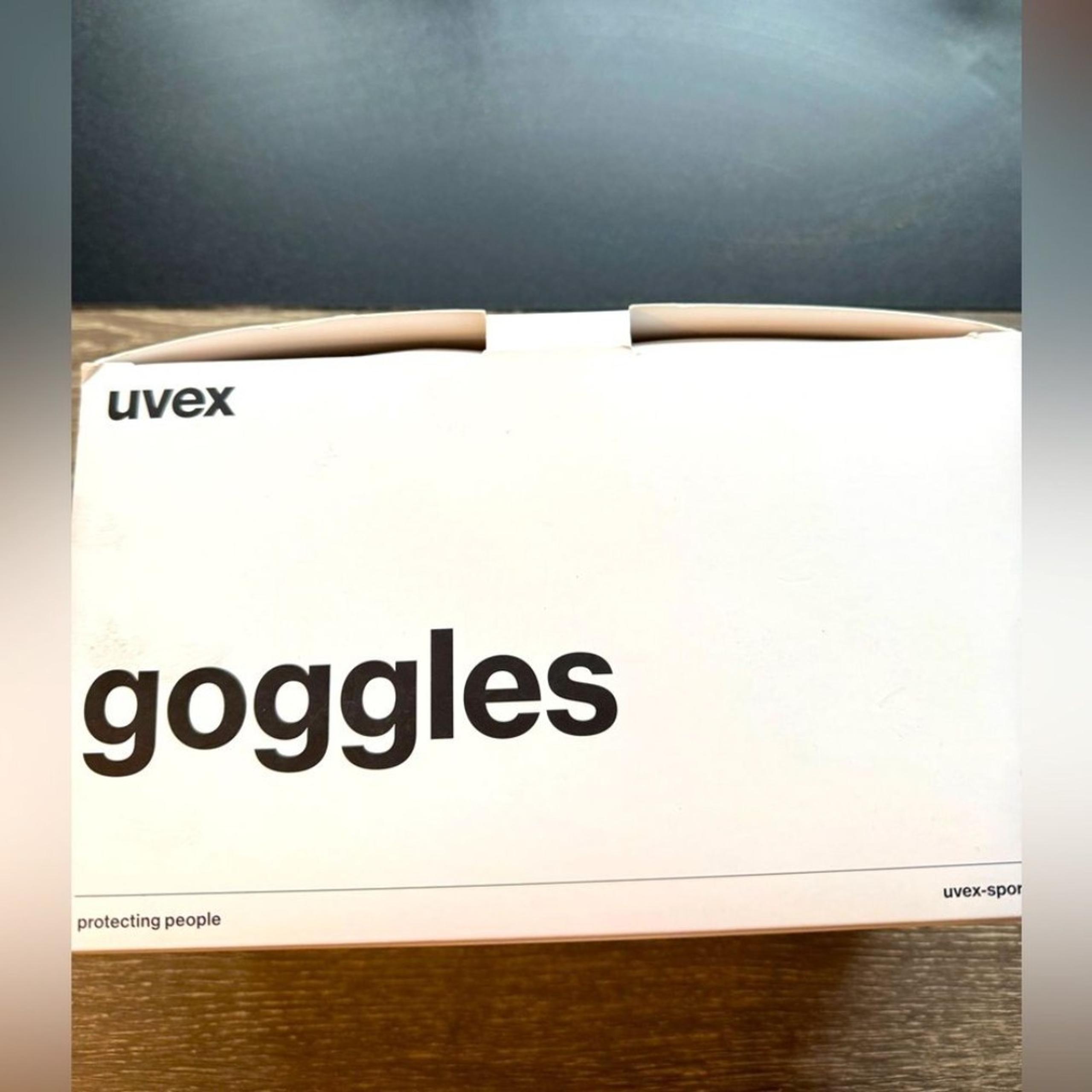 Uvex Black Glasses Wearable