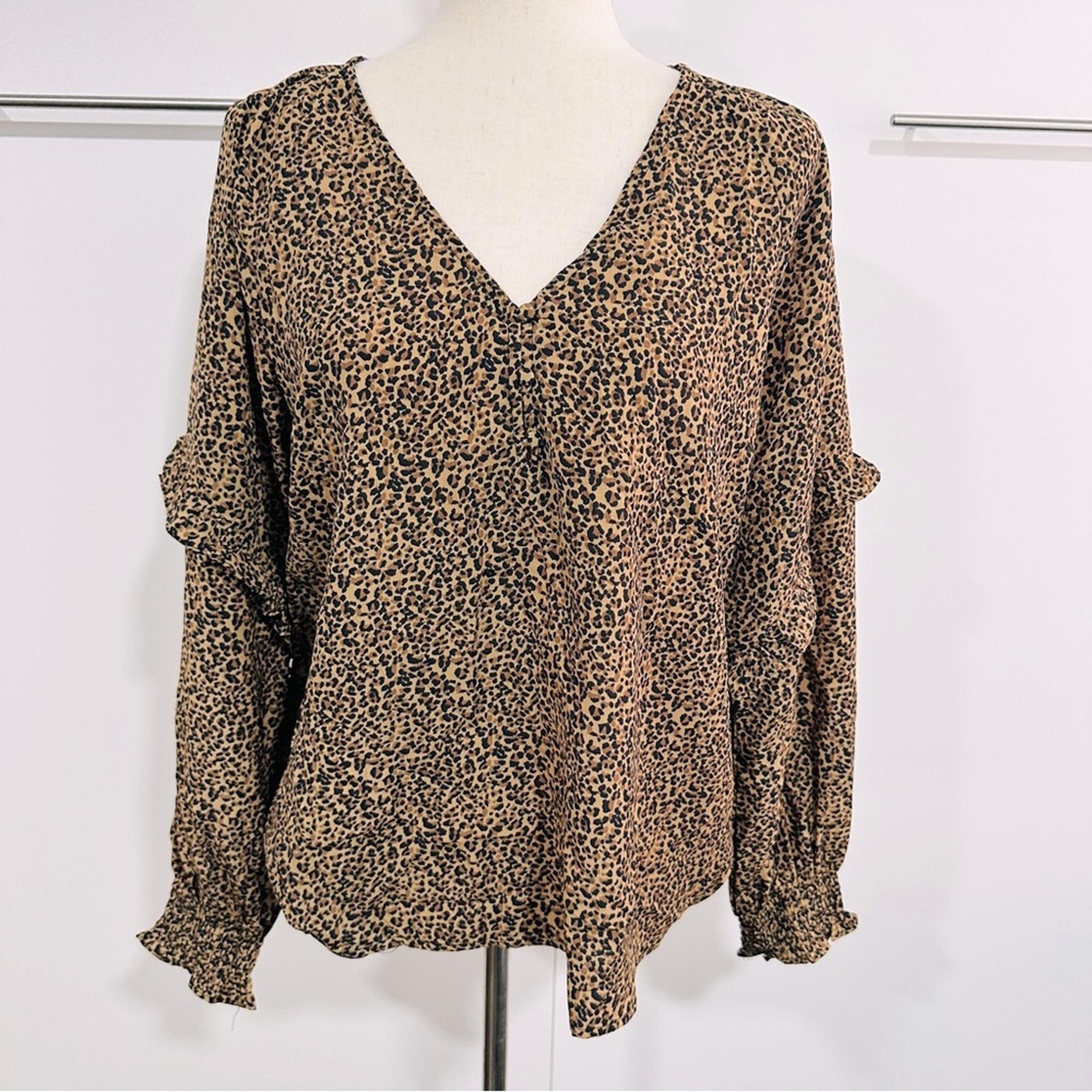 Saks Fifth Avenue Size Large Wild Brown Leopard Print Blouse Top Casual Career