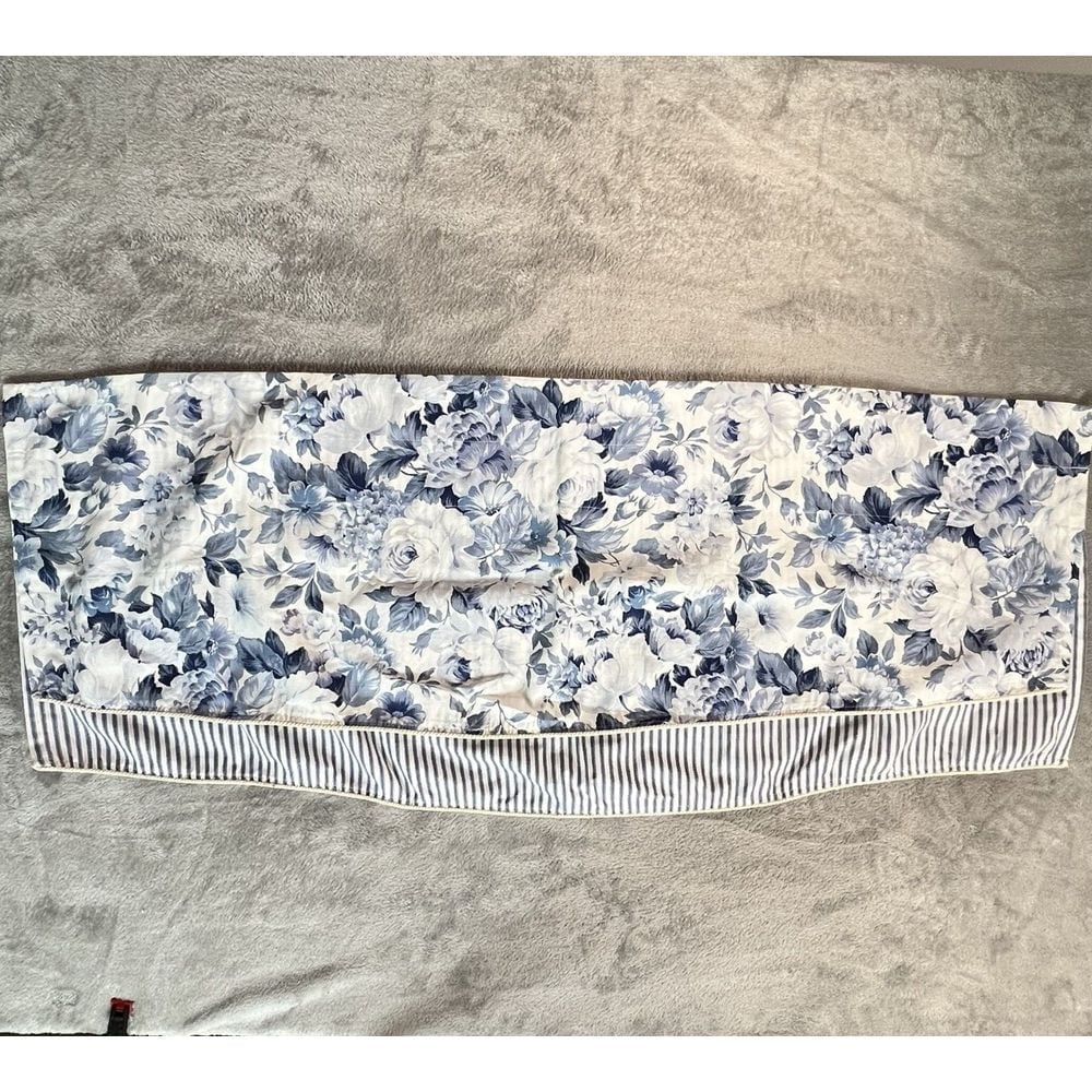 Set of 2 Coastal Botanical Floral Blue White Valances  50"X19" Home Decor - detail