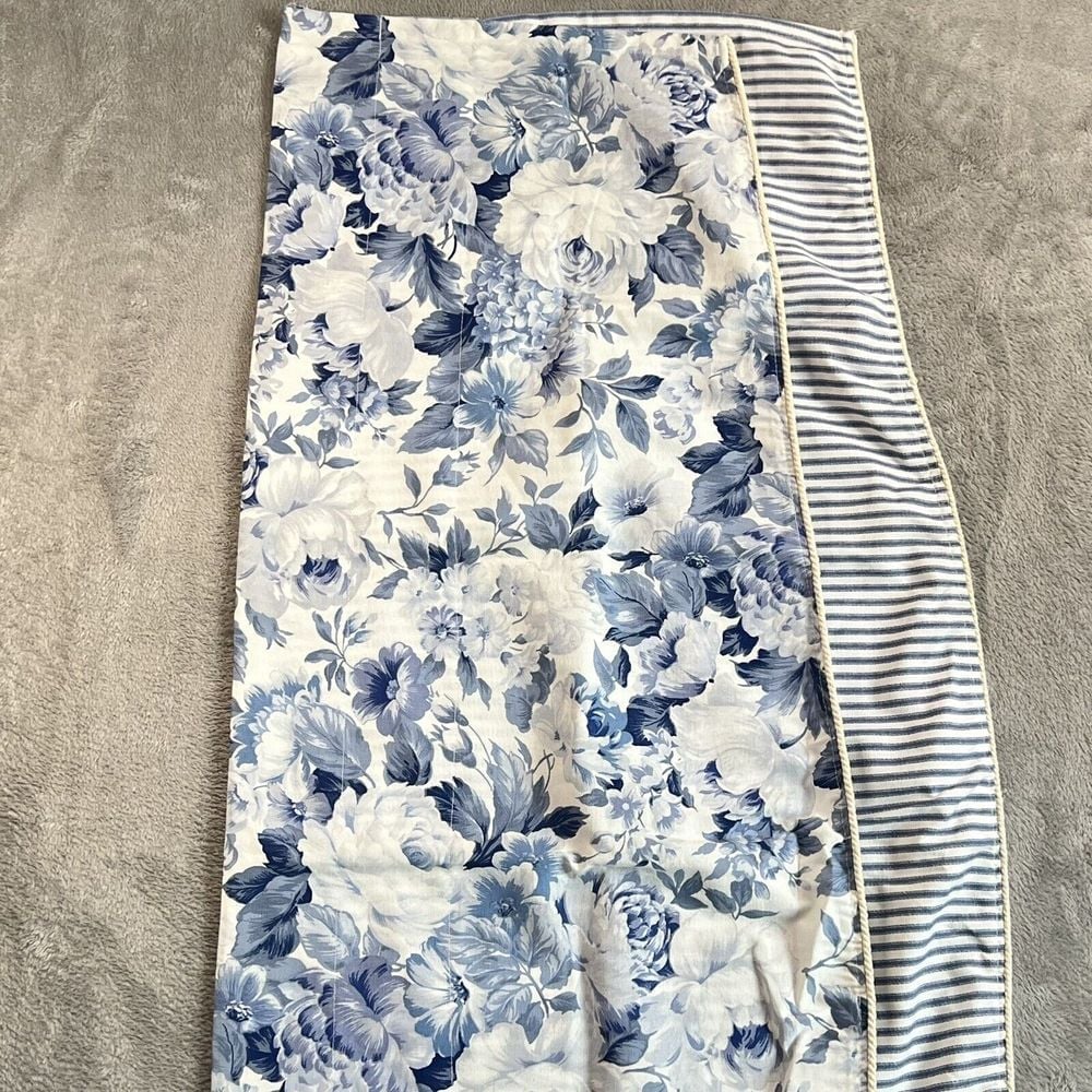 Set of 2 Coastal Botanical Floral Blue White Valances  50"X19" Home Decor - detail