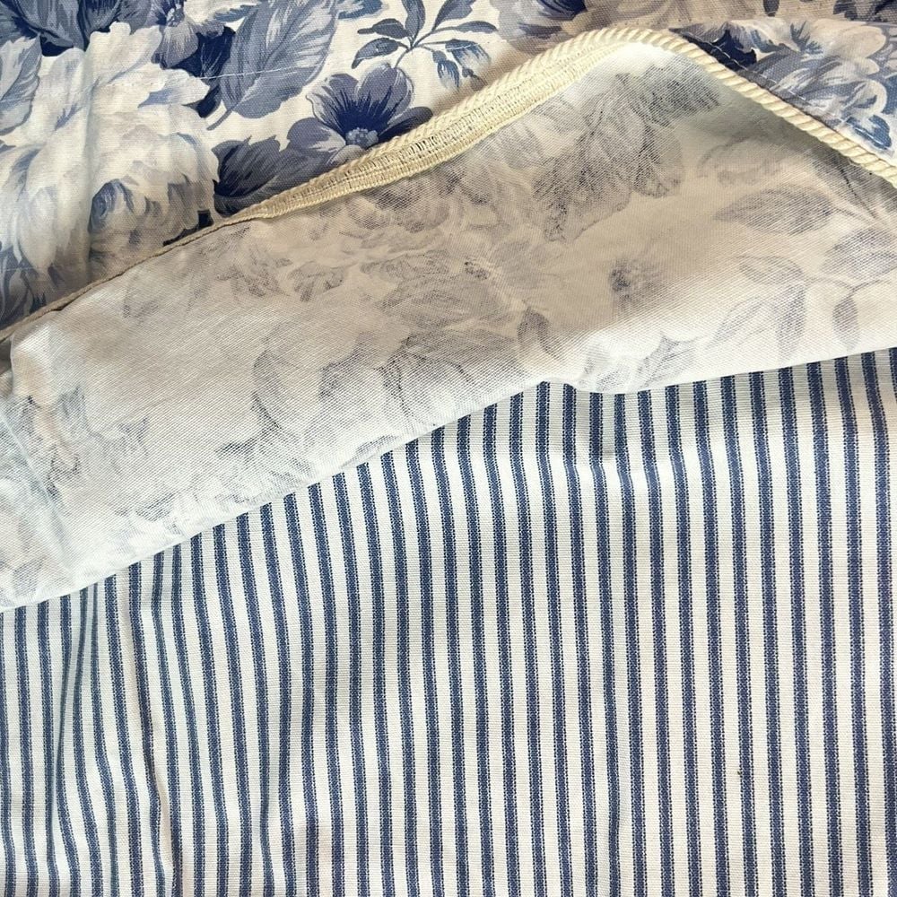 Set of 2 Coastal Botanical Floral Blue White Valances  50"X19" Home Decor - detail