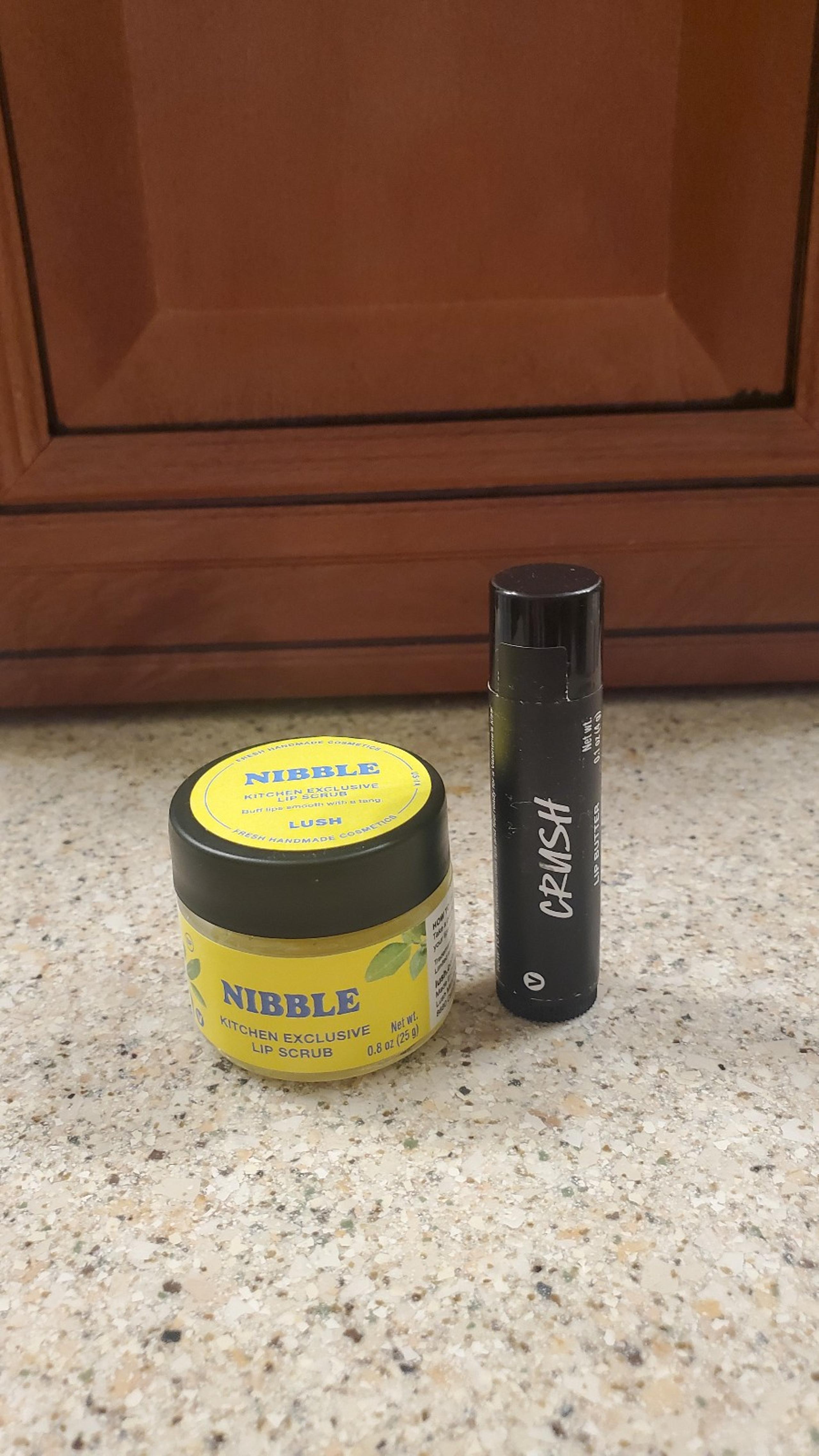NEW! LUSH Citrus lip bundle x2