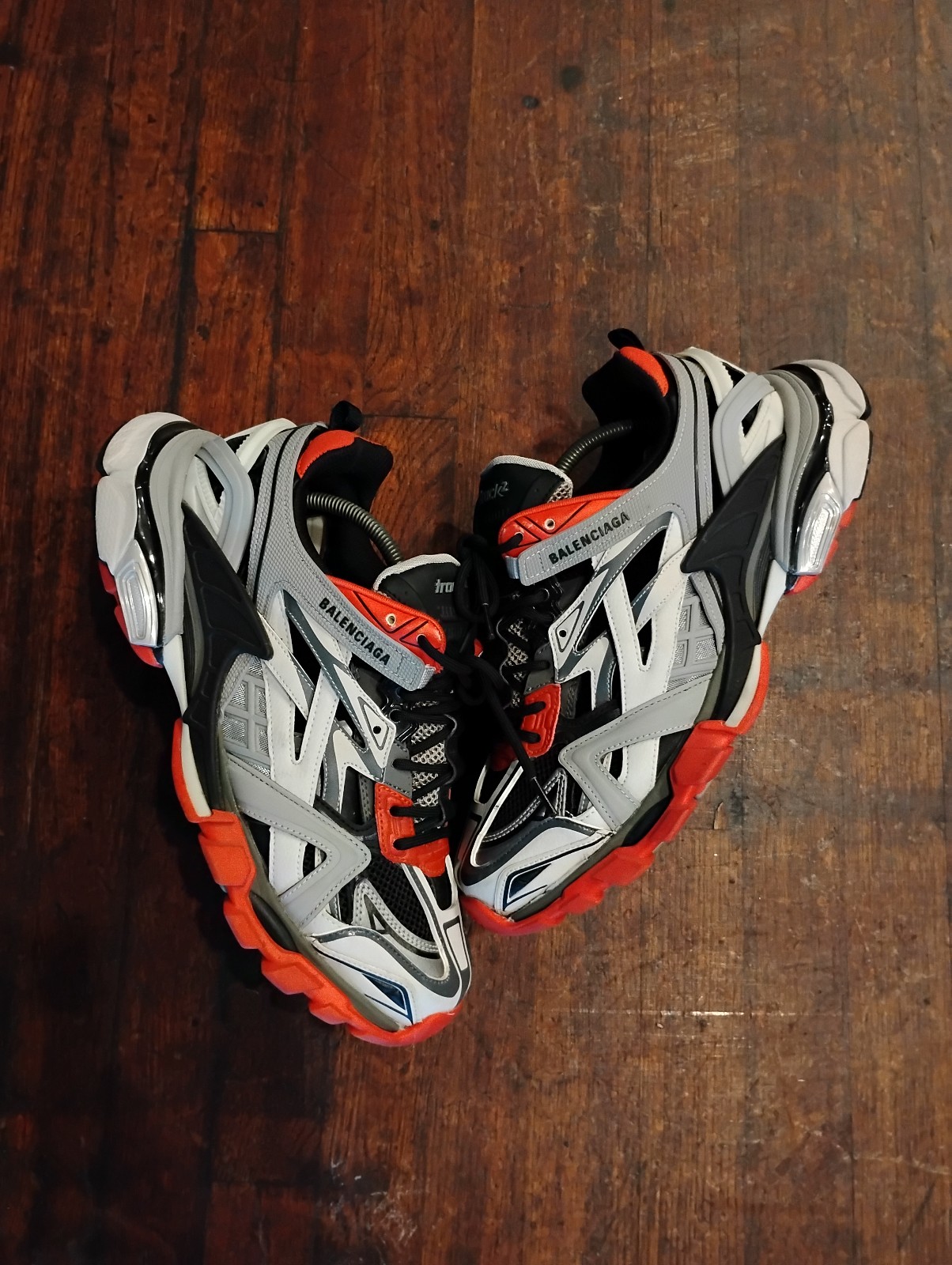 Balenciaga track.2 Grey/Red