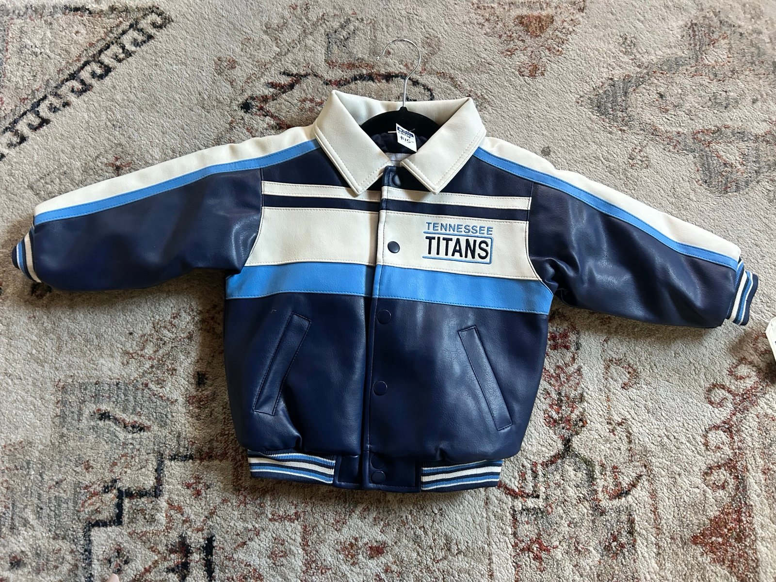 Kids Tennessee Titans rare vintage 90’s leather jacket 4t