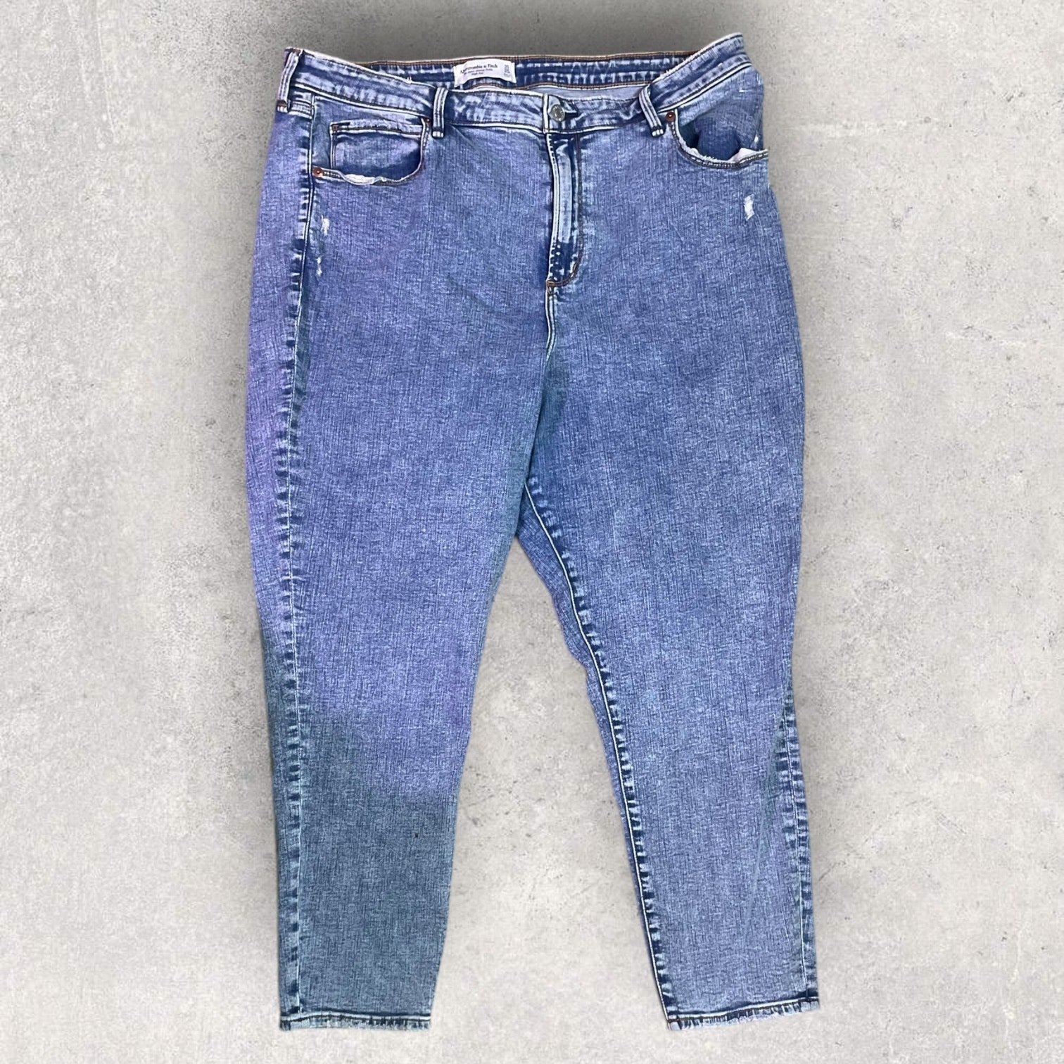 Abercrombie Curve Love Size 35 20W Super Skinny Ankle High Rise Medium Blue