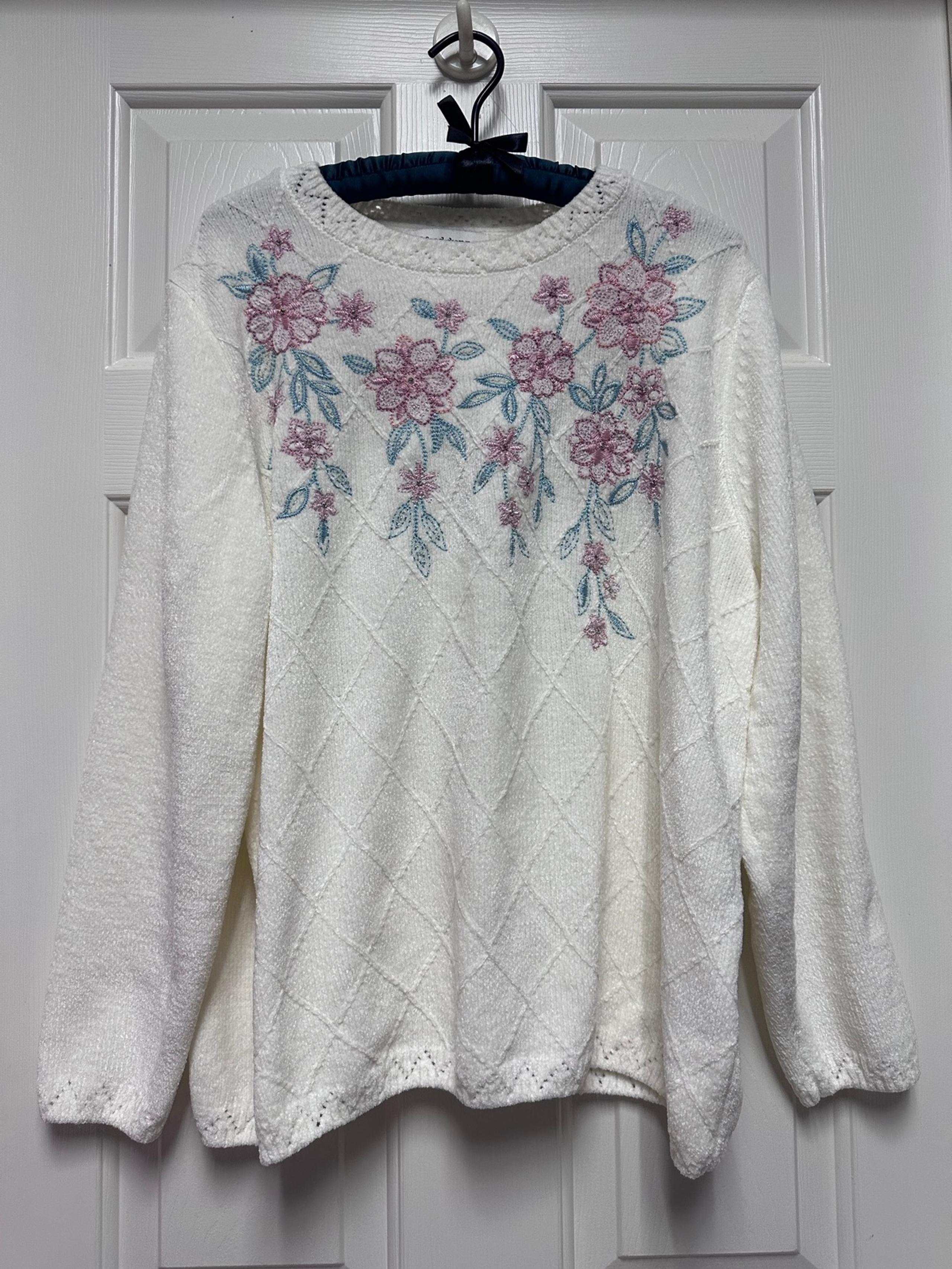 Alfred Dunner Embroidered Sweater Size 1X