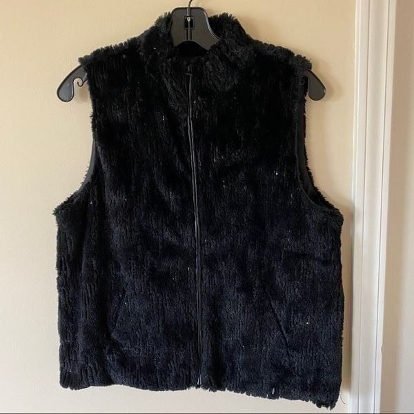 Joan rivers faux fur vest with sequins