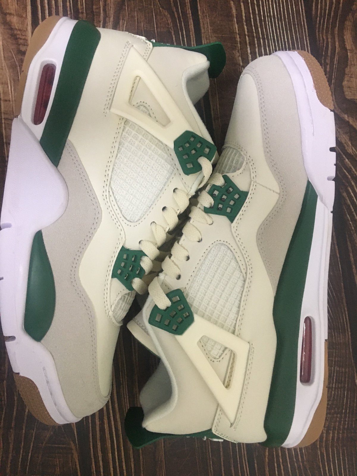 Jordan 4