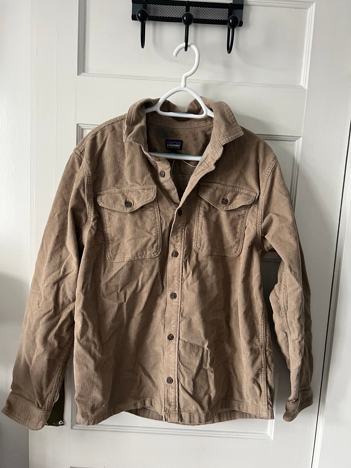 Patagonia Men’s Corduroy Button Down Shirt Size Large
