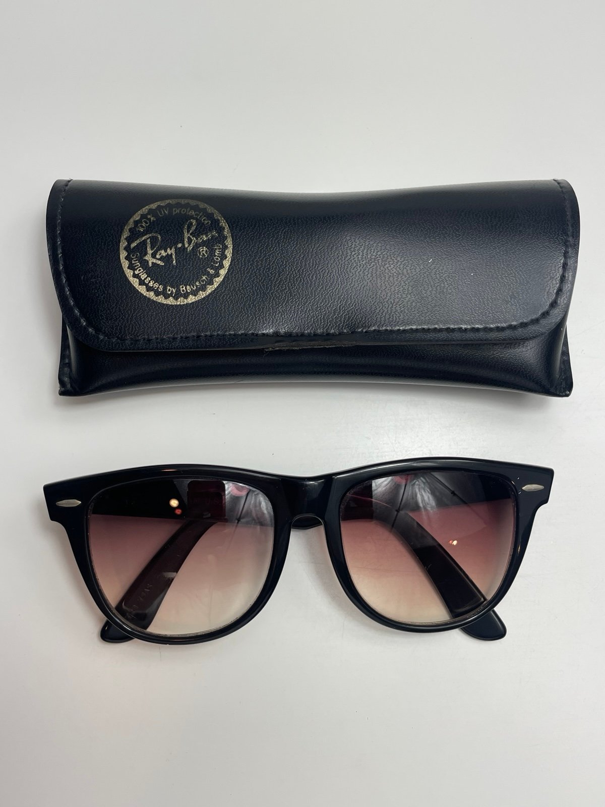 Vintage Ray-Ban Wayfarer II L1724 Sunglasses w Case Pls Read
