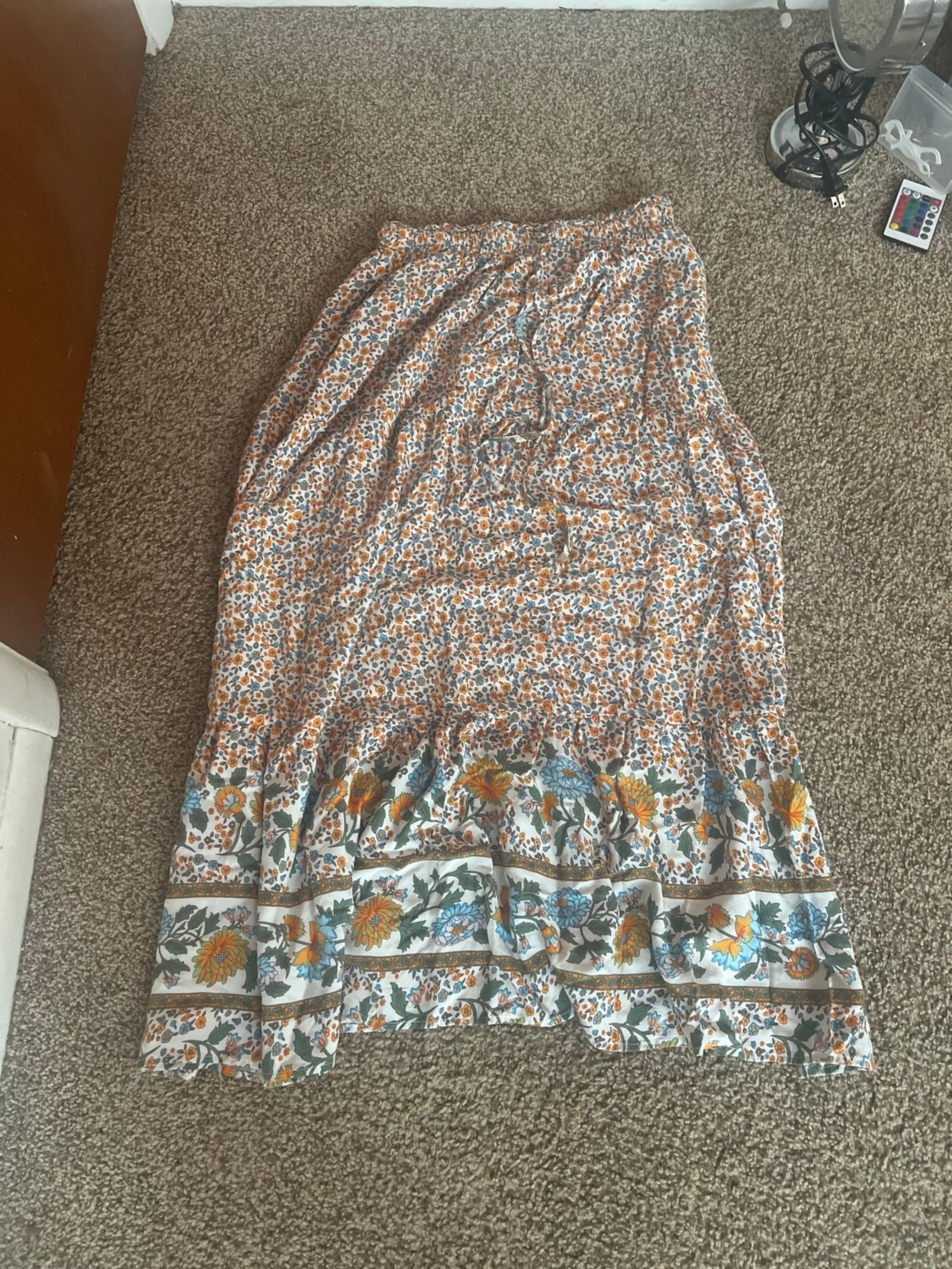 chic long maxi skirt