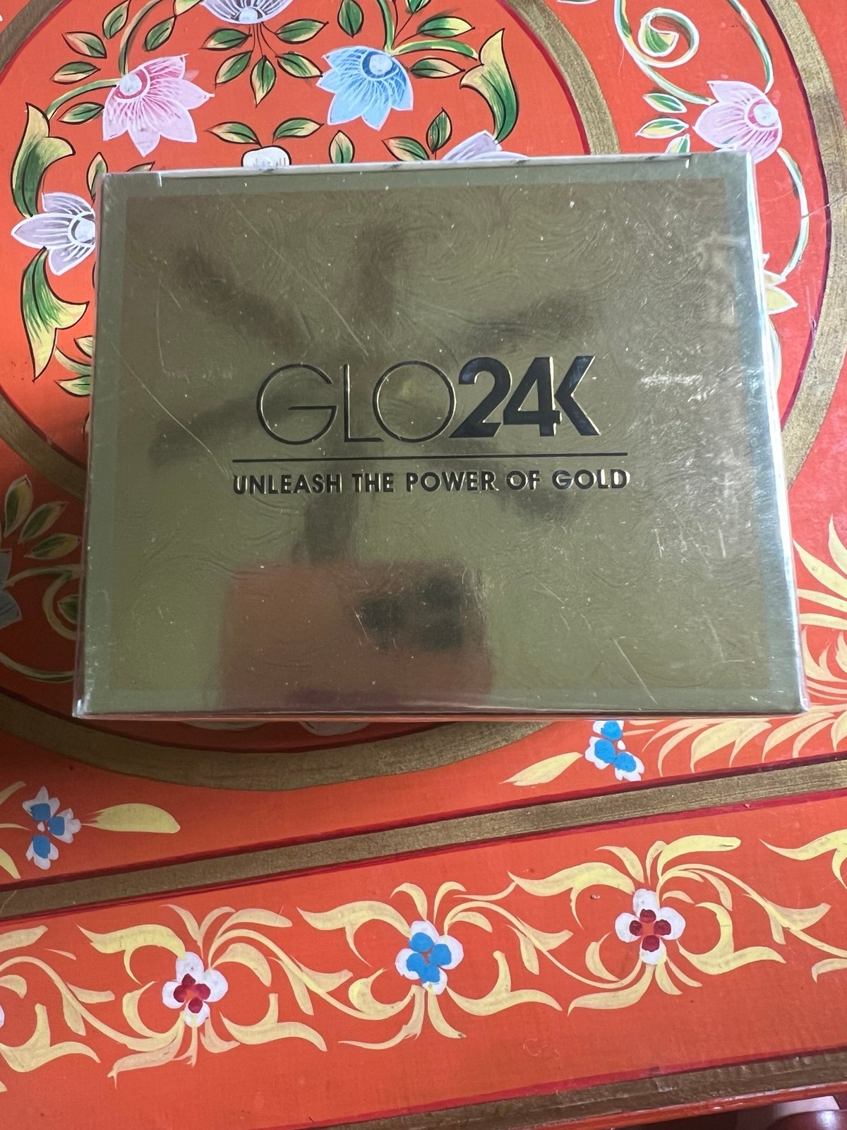 GLO 24K gold anti aging gold mask 1.7 oz NEW