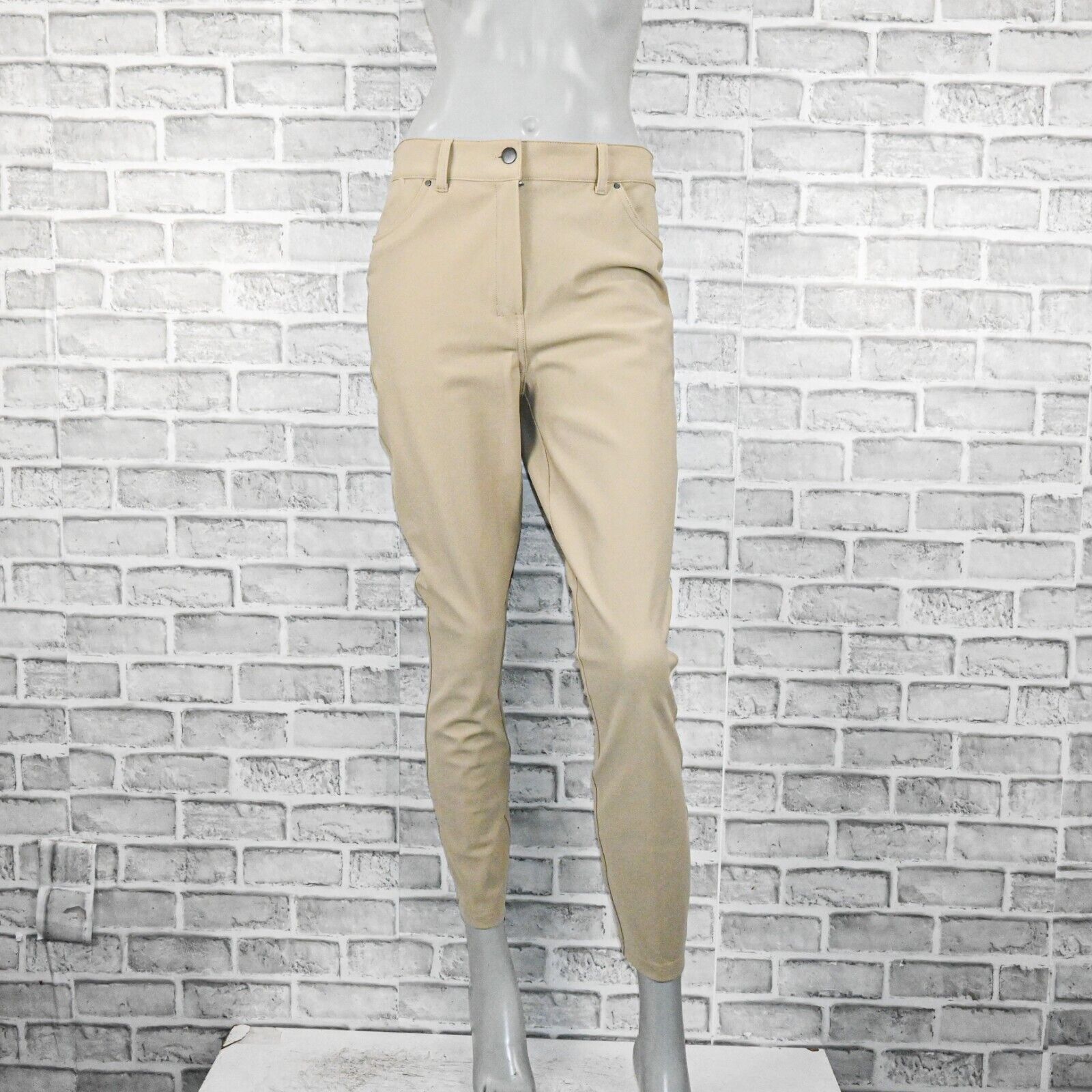 Lululemon Women's City Sleek Slim fit 5 Pocket High Rise Pants in beige sz 30