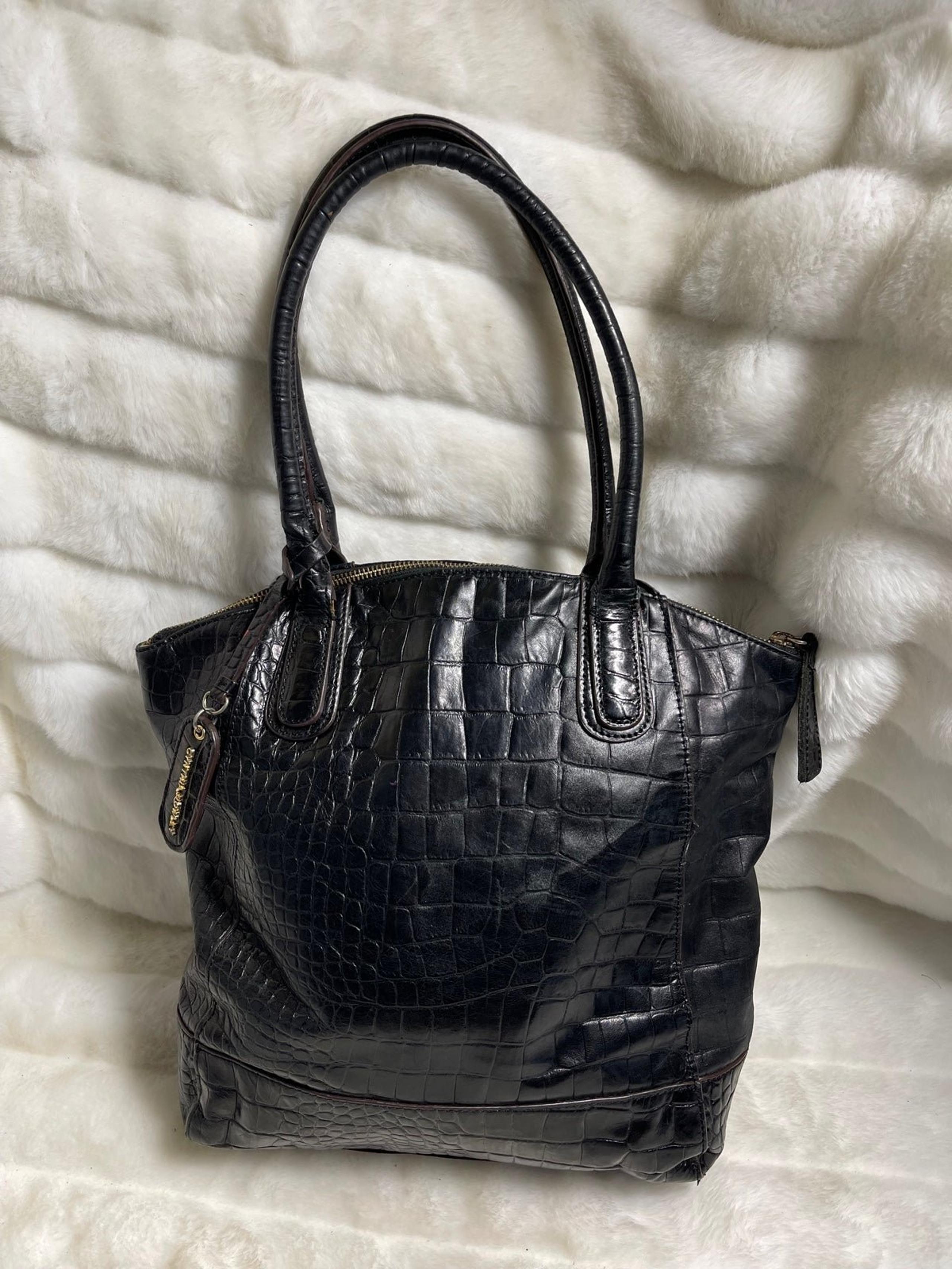 Cynthia Rowley leather black croc prints  large satchel top zipper the inside li