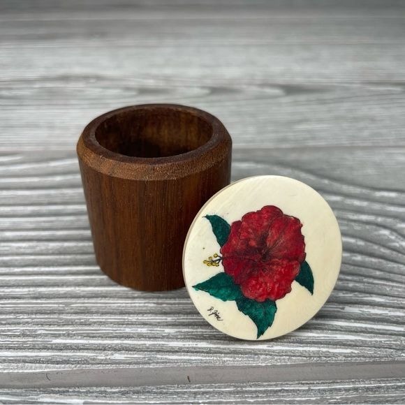 Vintage handmade hibiscus flower painted trinket ring stash box container wooden