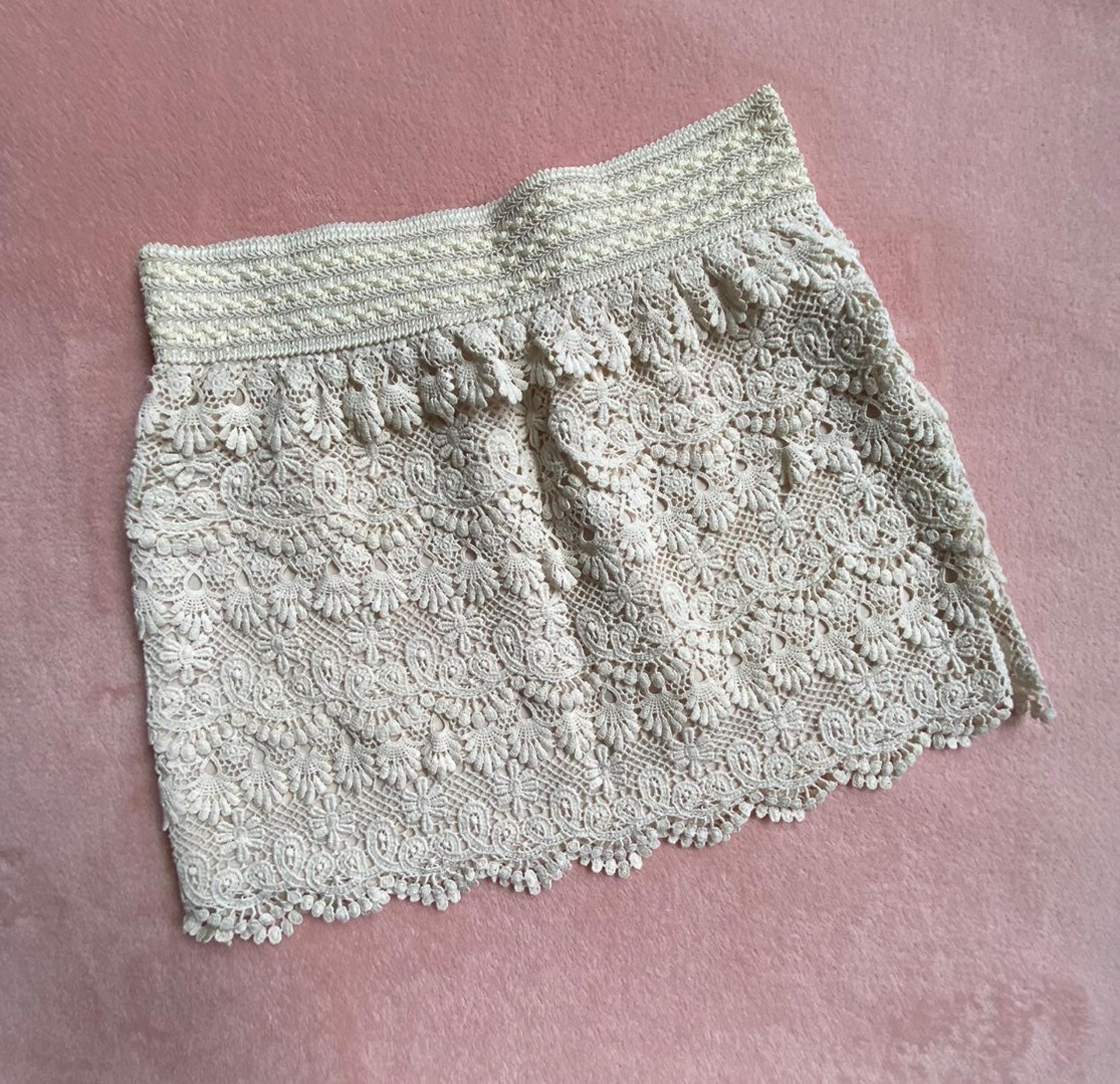Womens mini skirt, size M