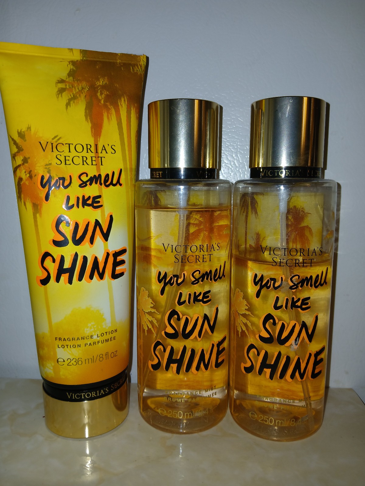Victoria's Secret You Smell Like Sunshine (2) 8.4oz Fragrance Mists 1 Lotion