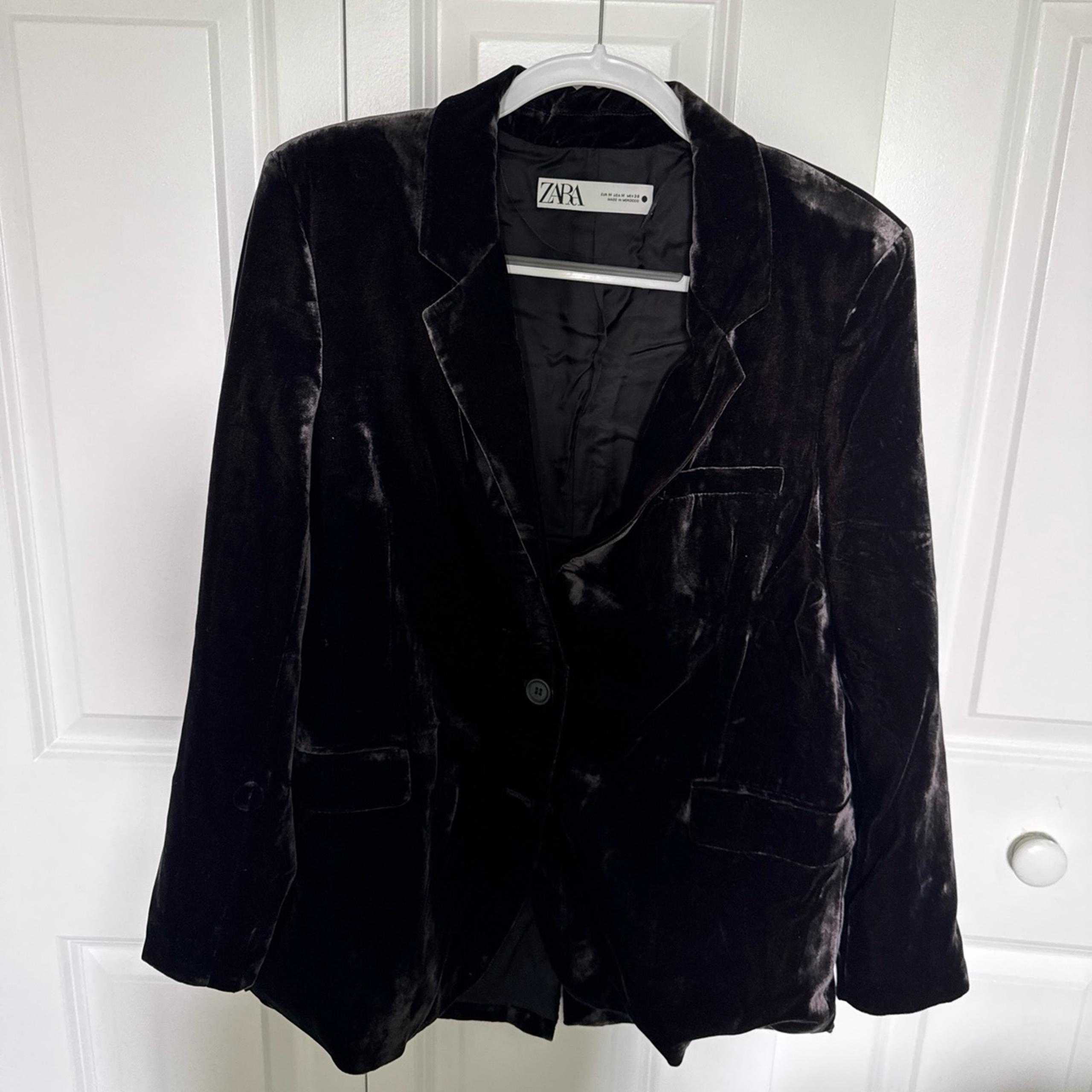 Zara Velvet Black Blazer Size M