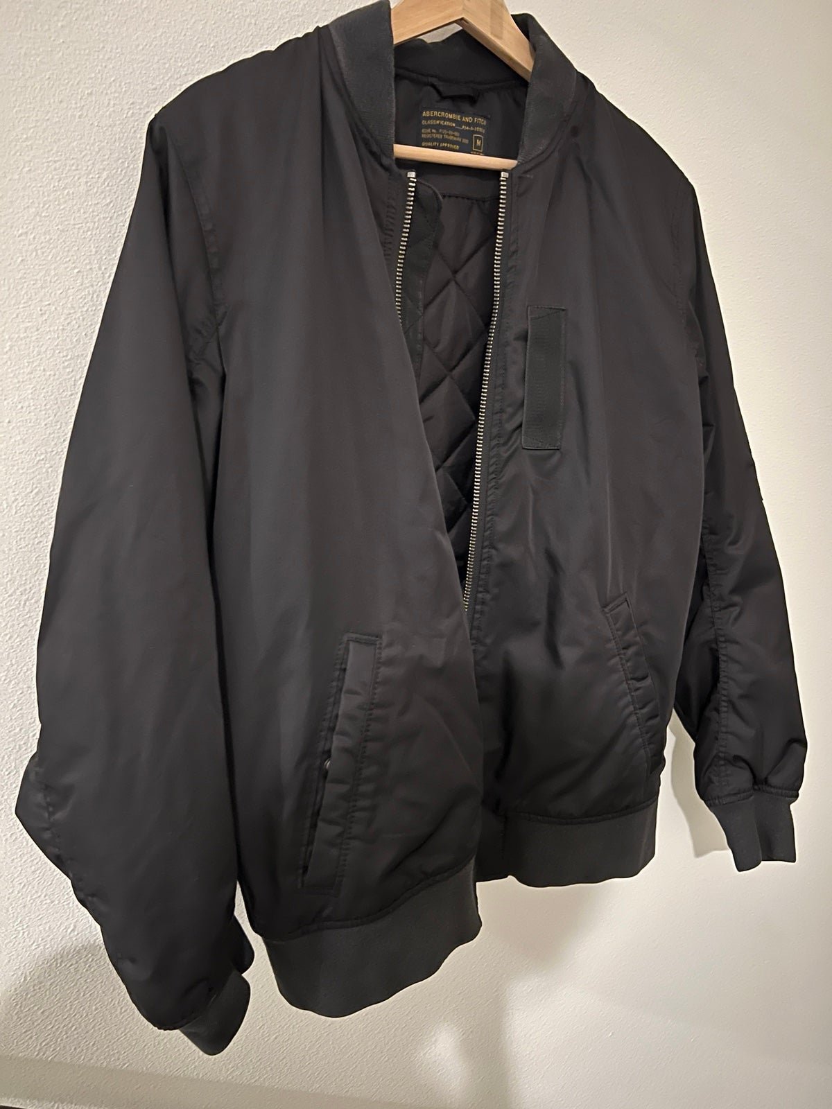 Men’s bomber jacket