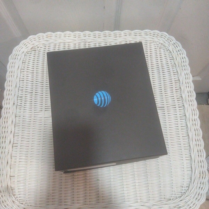 AT&T Wireless Internet 4G LTE Home Base Cat16 1.26GHz WiFi Router (IFWA-40)