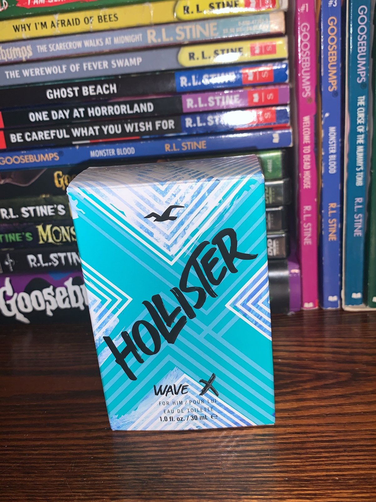 Hollister Wave Cologne Eau De Toilette 1 fl. Oz. 30. mL