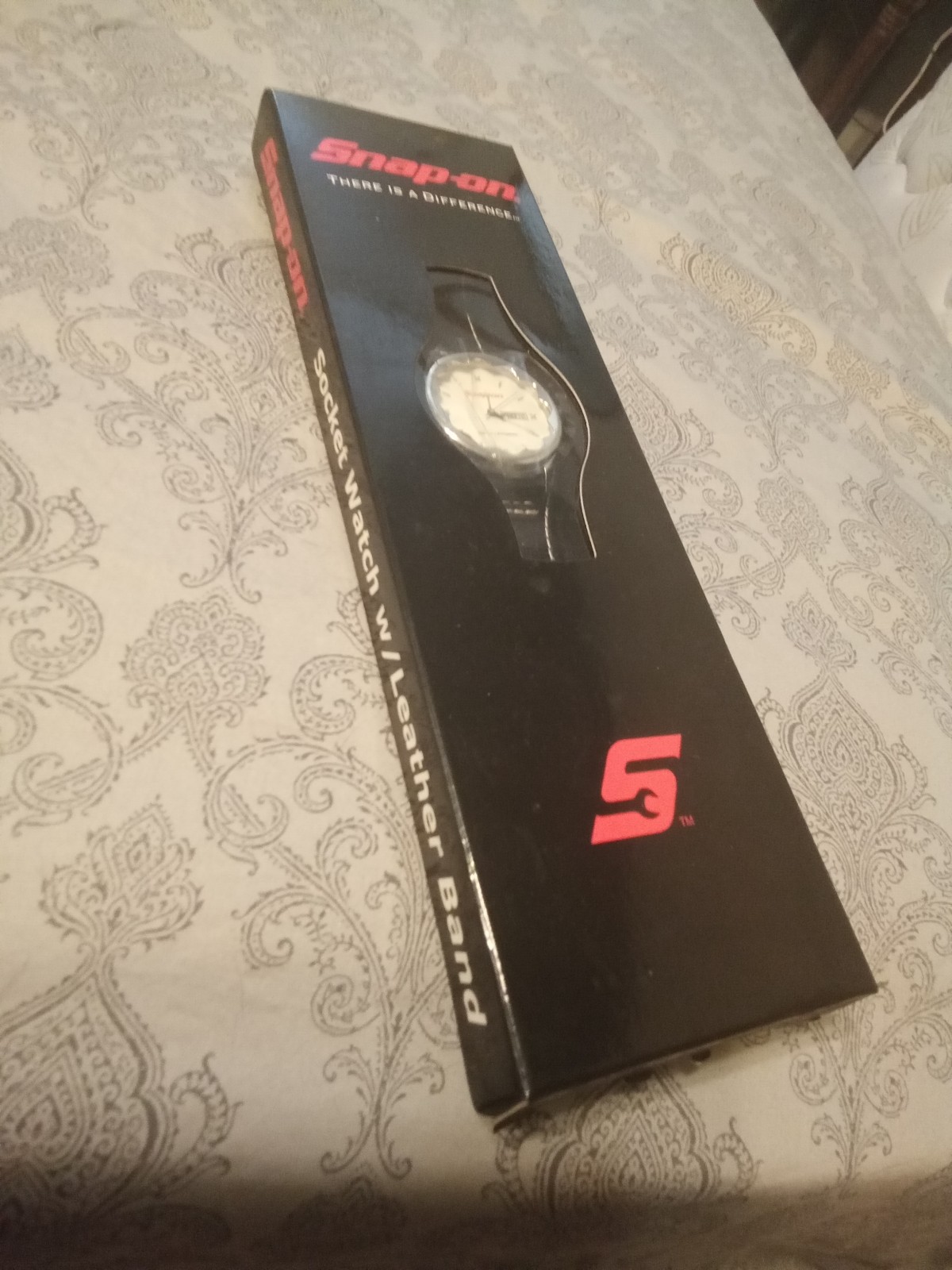 Snap-on watch