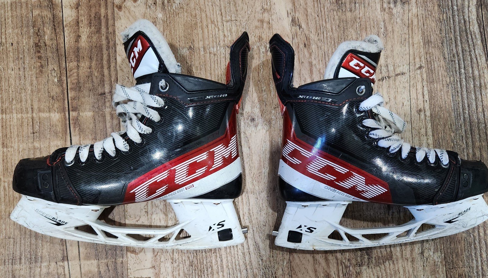CCM JetSpeed FT4 Skates