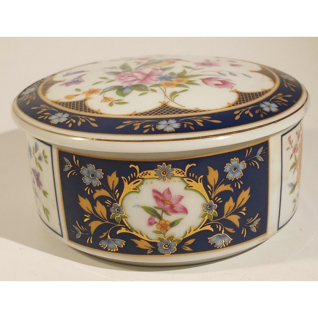 Vintage Asian Decorative Covered Jewelry Trinket Box Humming Bird & Floral Japan Vintage Asian Decorative Covered Jewelry Trinket Box Humming Bird & Floral Japan