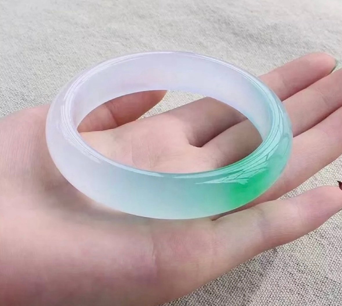 Exquisite Natural Ice Jadeite .Floating Green Jade Hand Polished Bracelet C77