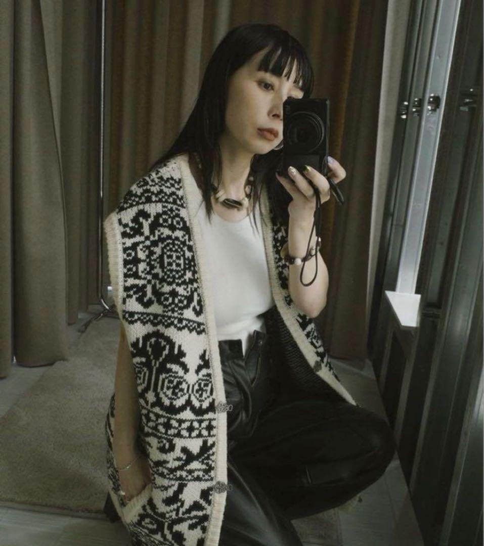 Ameri VINTAGE LIKE JACQUARD OVER VEST