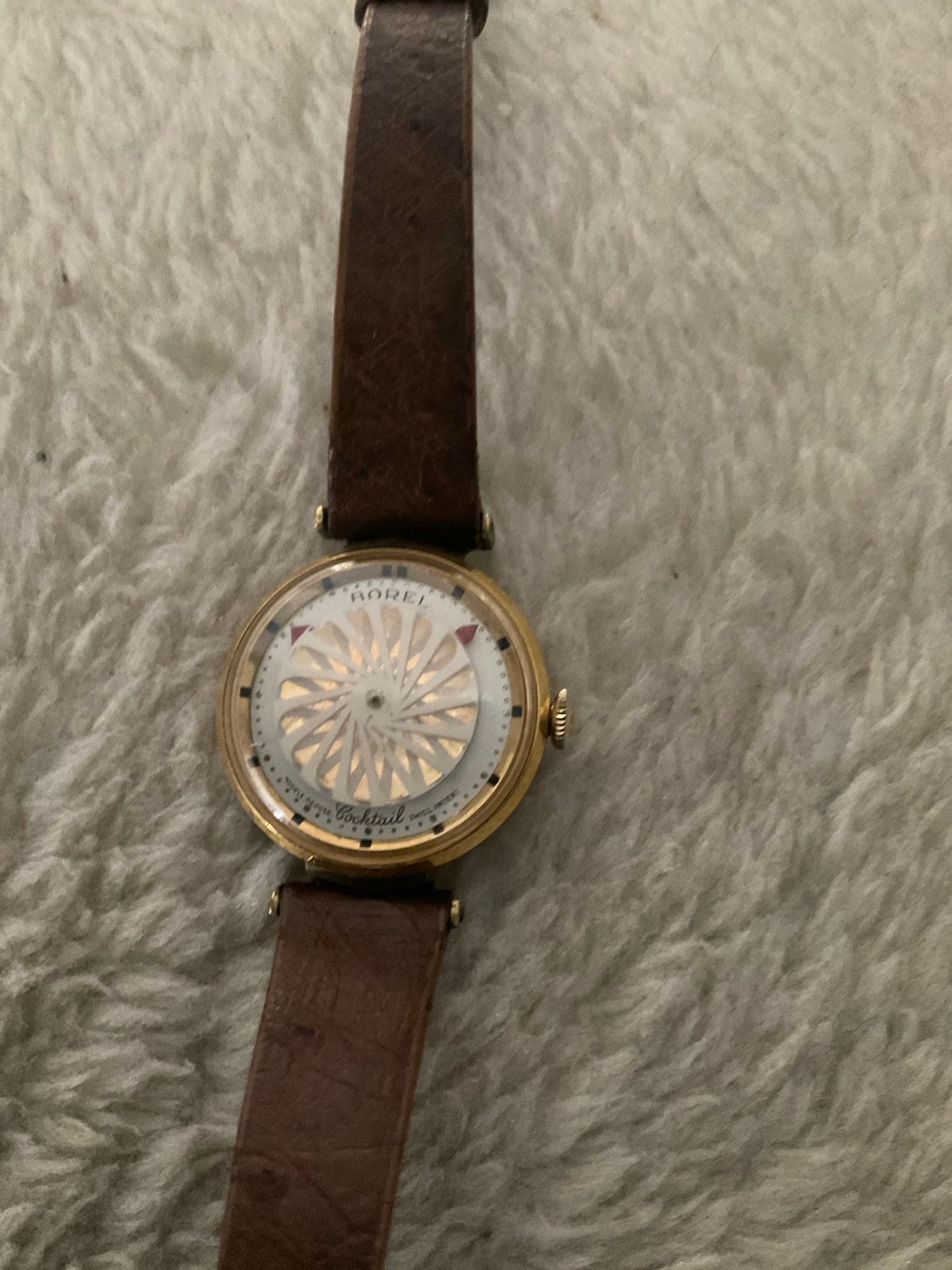 Ernest Borel cocktail kaleidoscope vintage watch in working condition! Beautiful