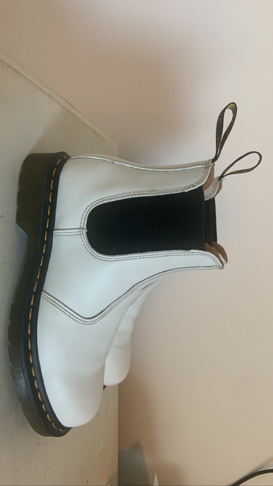 Dr. Martens 2976 Smooth Chelsea Boots in white