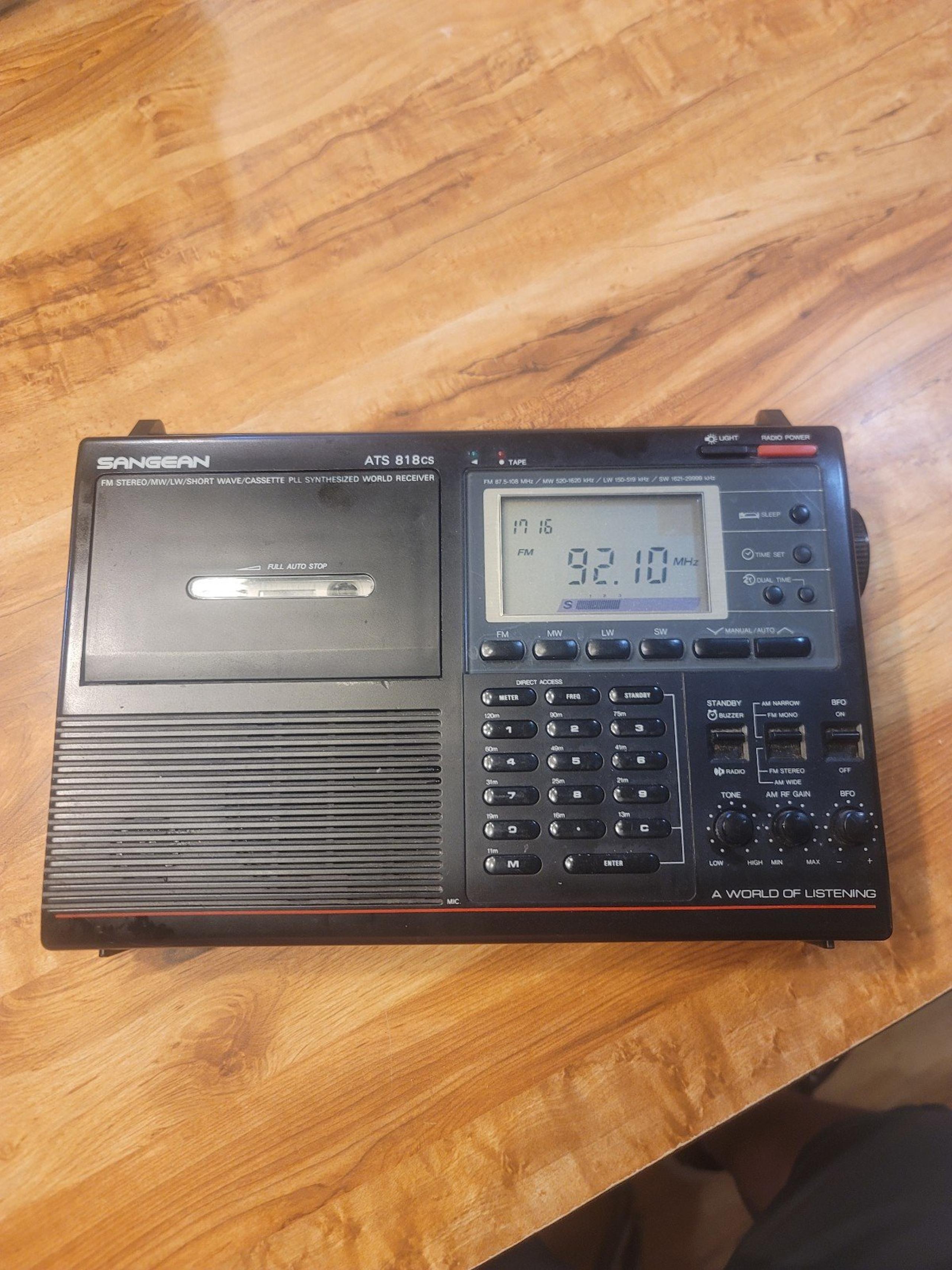 RADIO CASSETTE PLAYER - Sangean