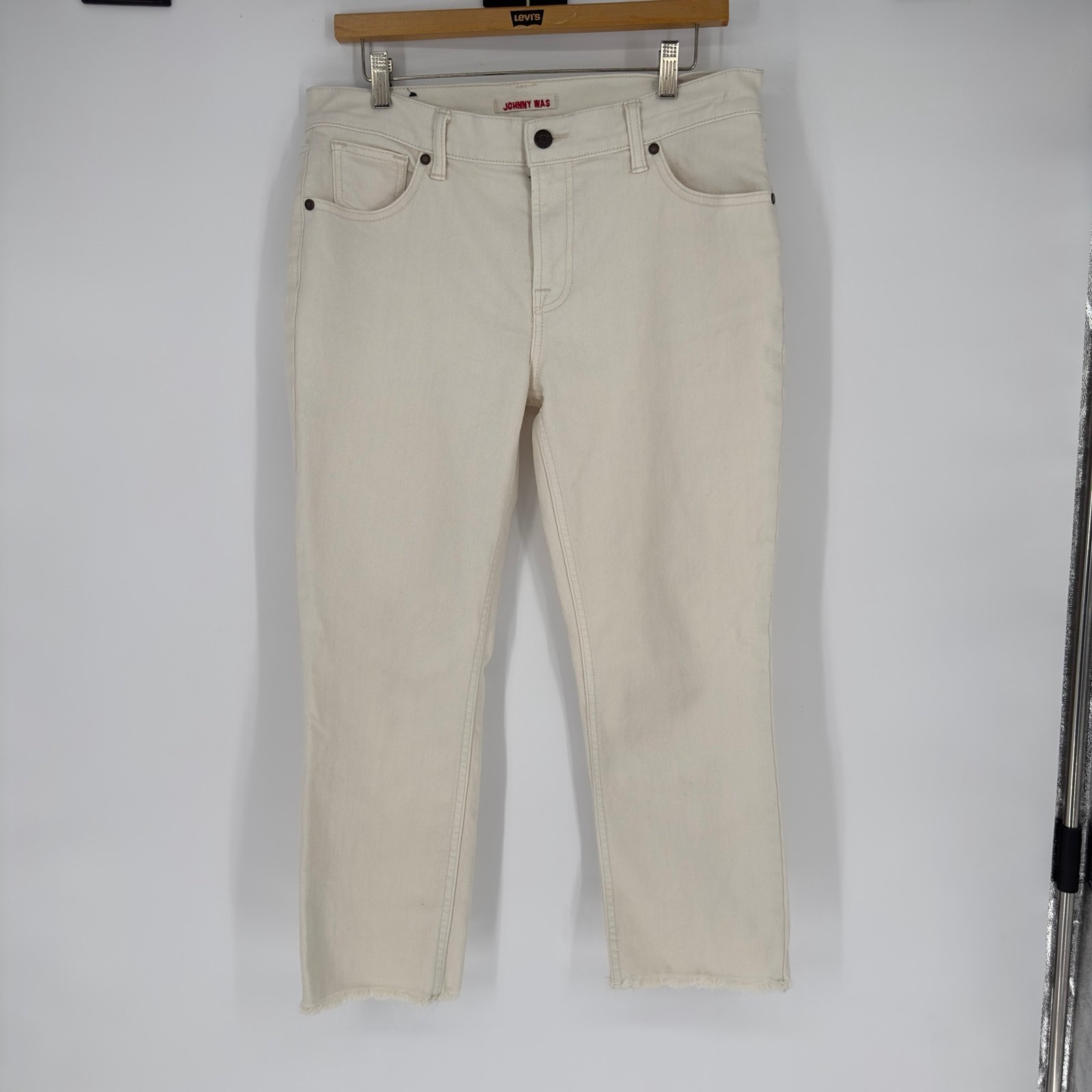 Johnny Was Off White The Cropped Boyfriend Jeans Sz 28