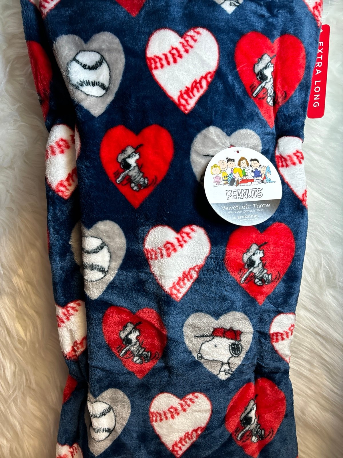 Peanuts Baseball Extra Long VelvetLoft Throw